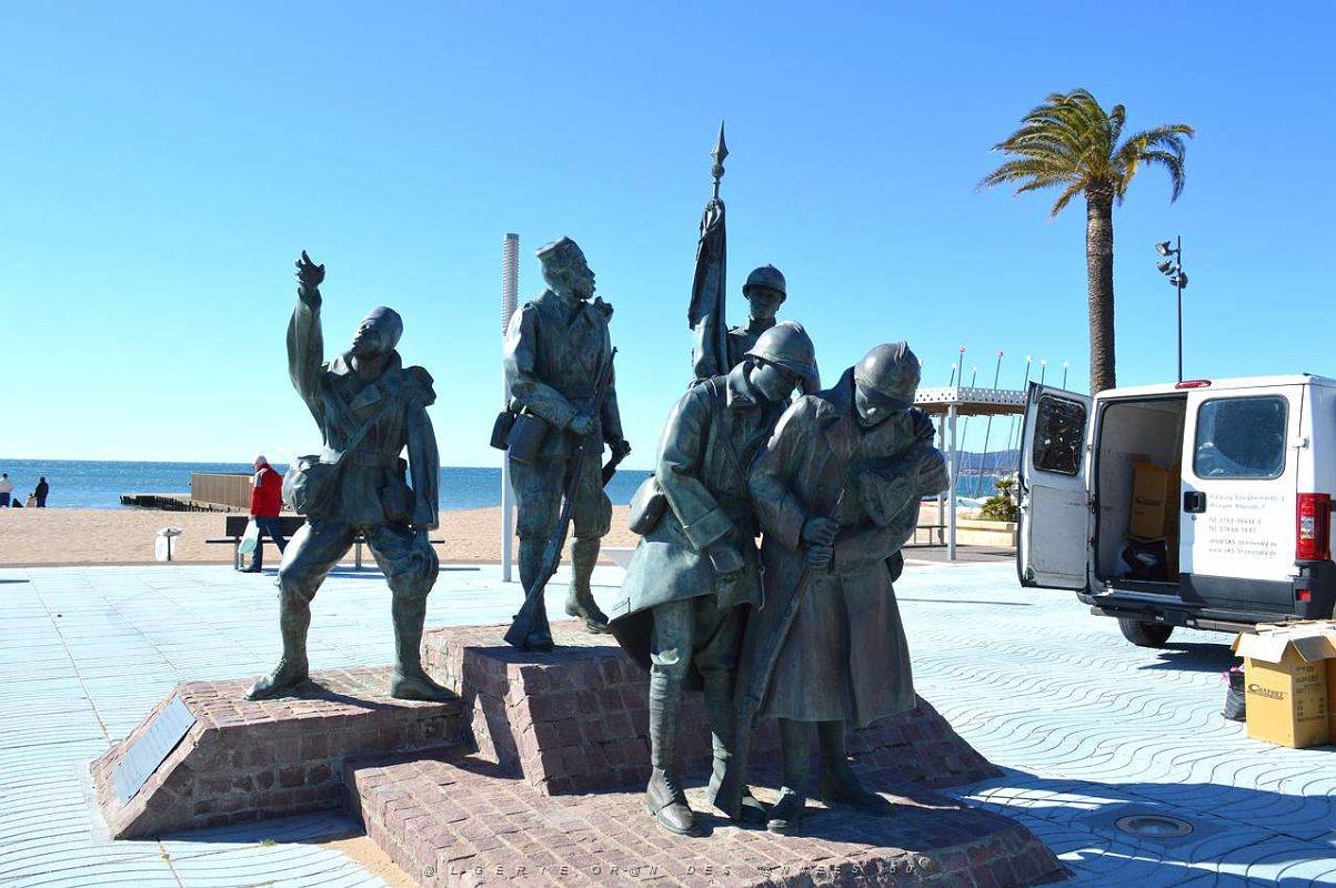 146- Frejus plage.JPG